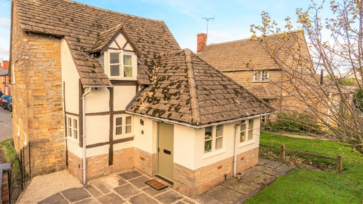 Corner Cottage, Bretforton, Cotswolds