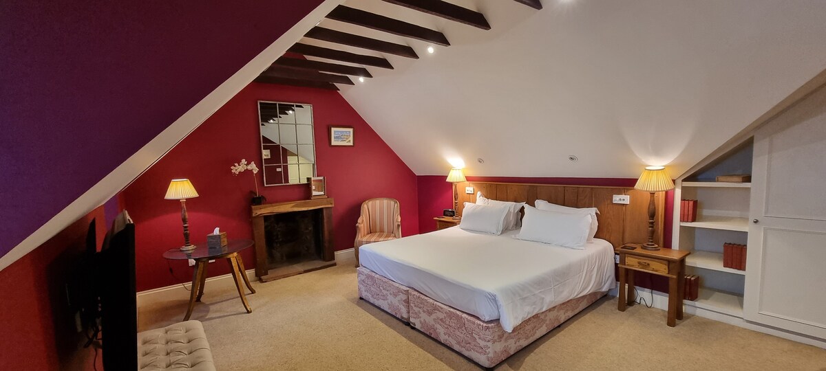 Deluxe Double Room with Ensuite