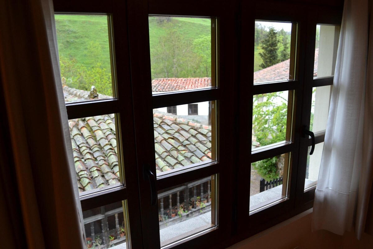 Habitación doble 2 camas, en los Valles del Oso - Asturias