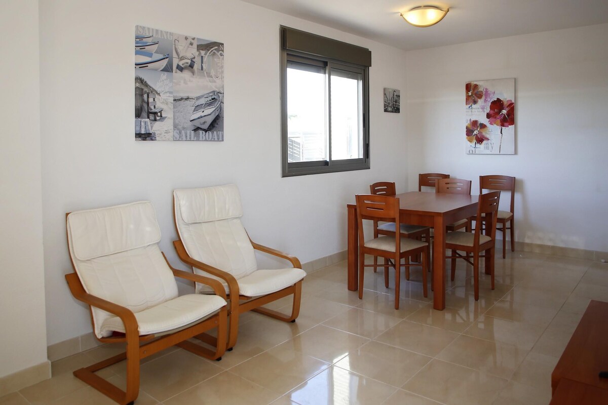 AT175 Nova Torredembarra: Apartment with pool 250 m from the beach