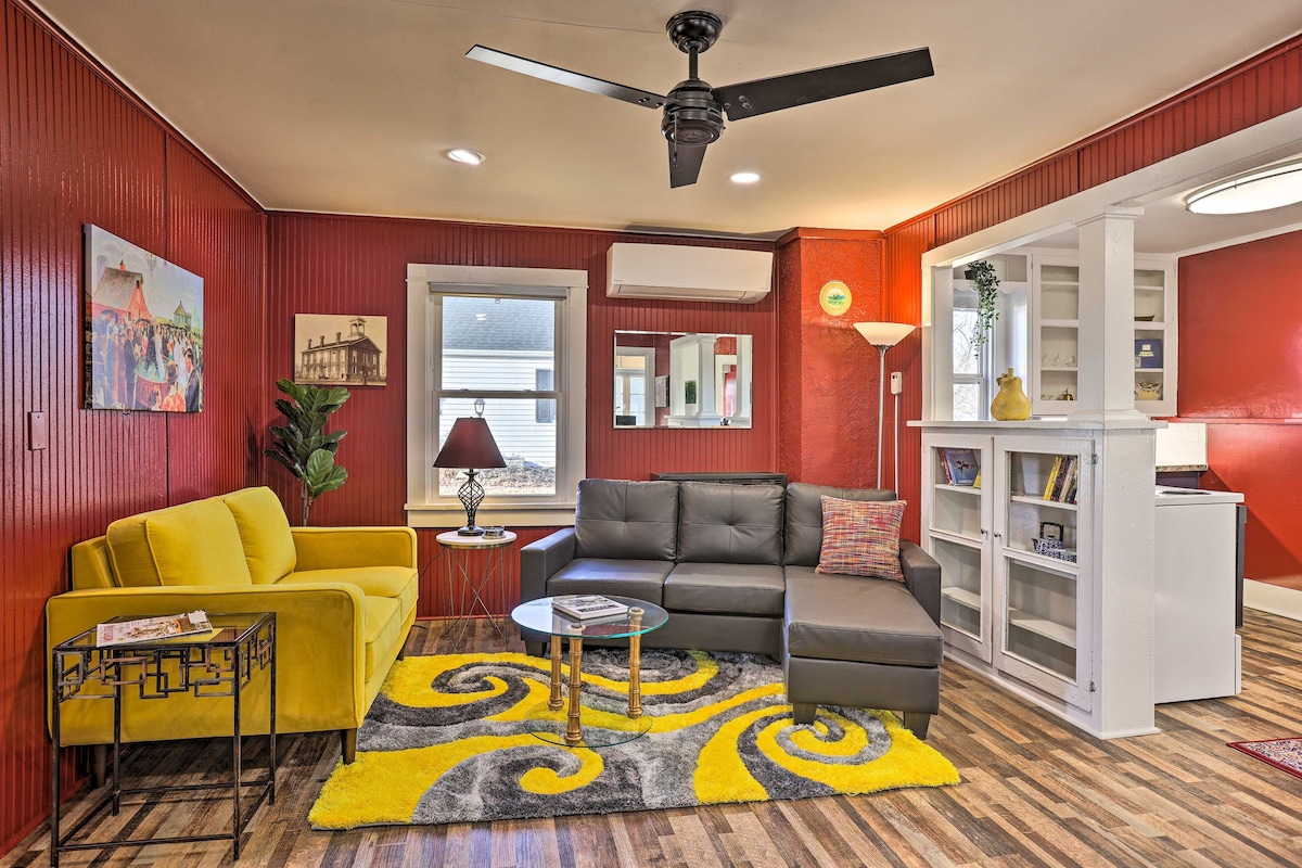 Homey Cottage with Sunroom & Smart TV!