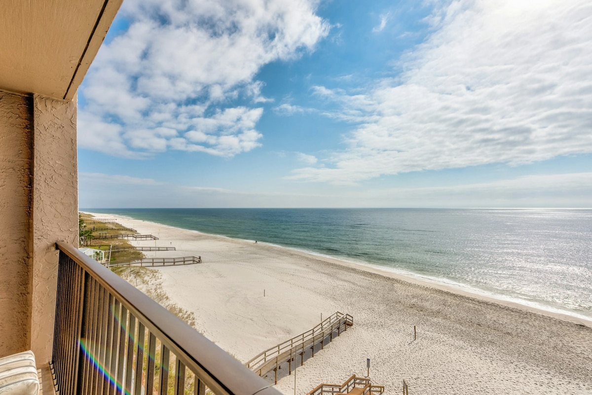 2BR Oceanfront | 7th-Floor | Central AC | Pool