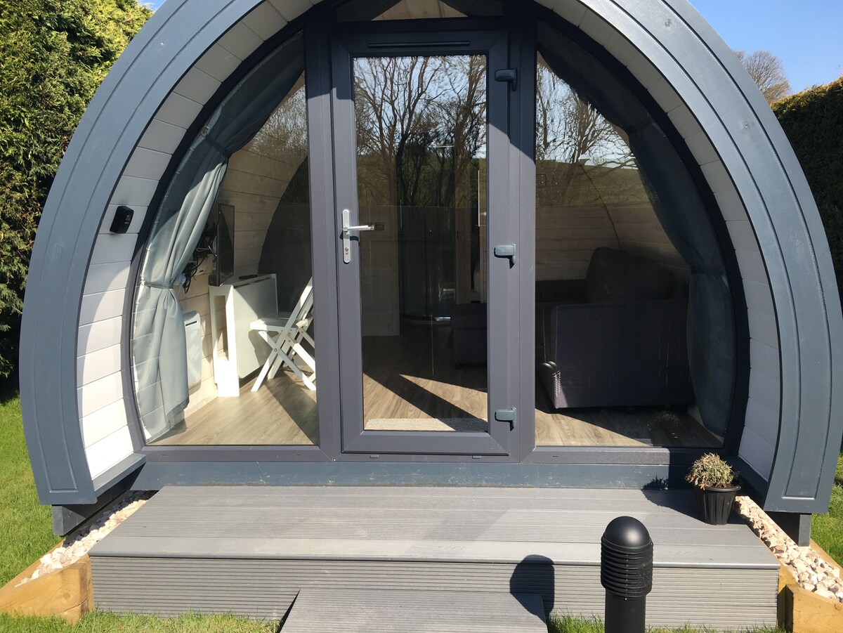 Low Greenlands Holiday Park - Luxury House + hot tub, Luxury Pods (no hot tubs), Caravan Pitches - Luxury Glamping Pod 8 - No Dogs