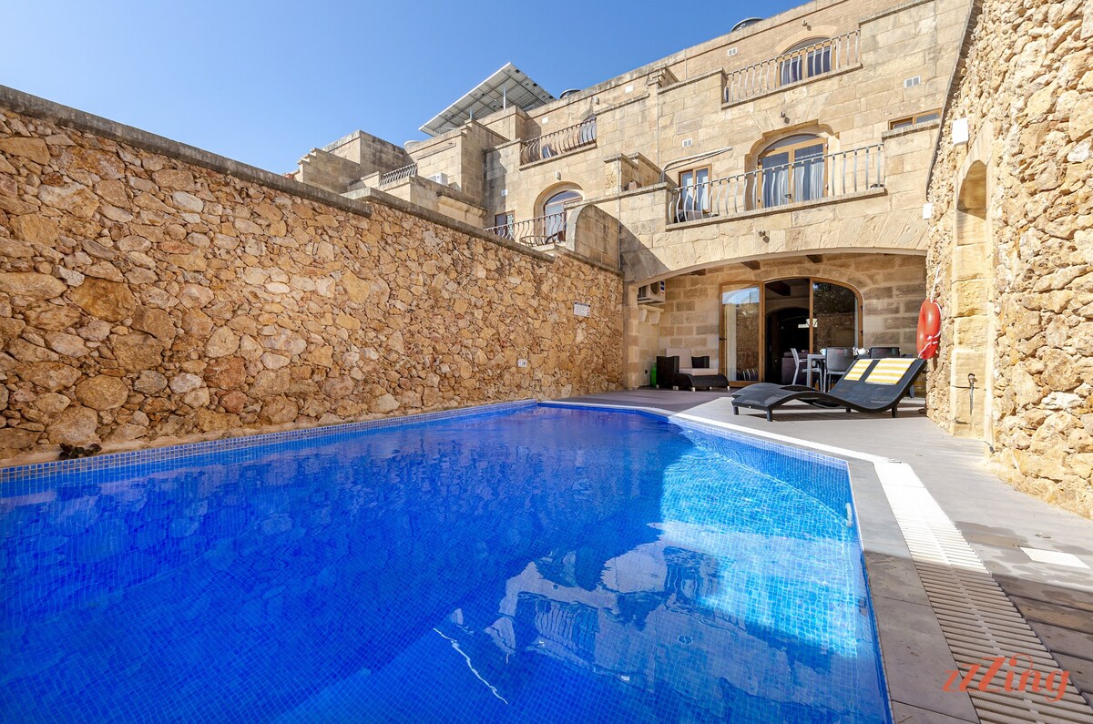 A Stunning Pet Friendly Villa with a Pool, Gozo