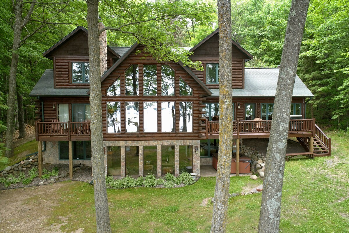 Lumberjack Lodge