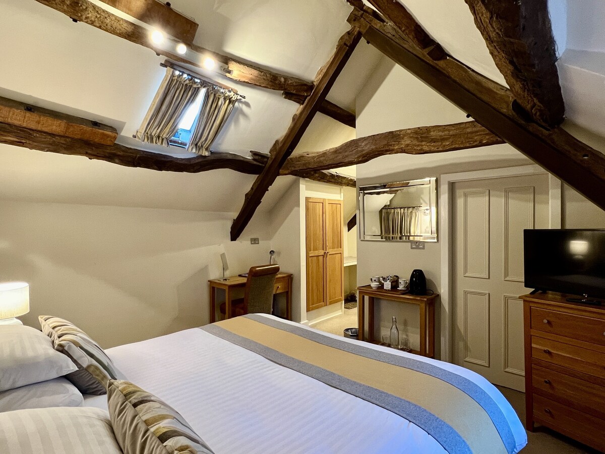 6号房-Dolwyddelan -经典双人床或双床房