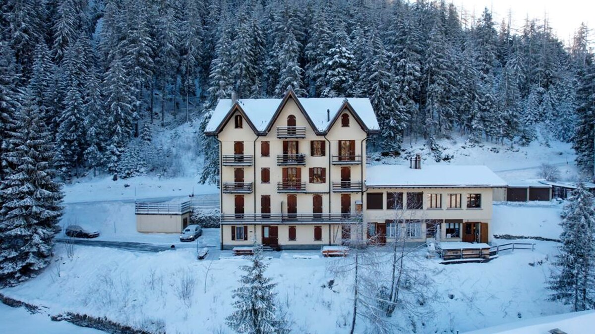 Appartement 2 km away from the slopes for 6 ppl.