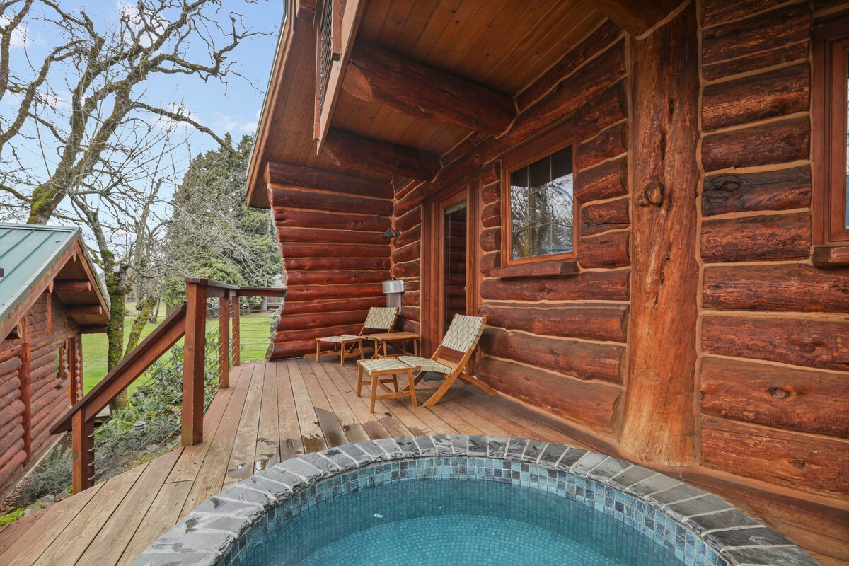 Oak Cabin at Wilder and Pine Riverside Cabins