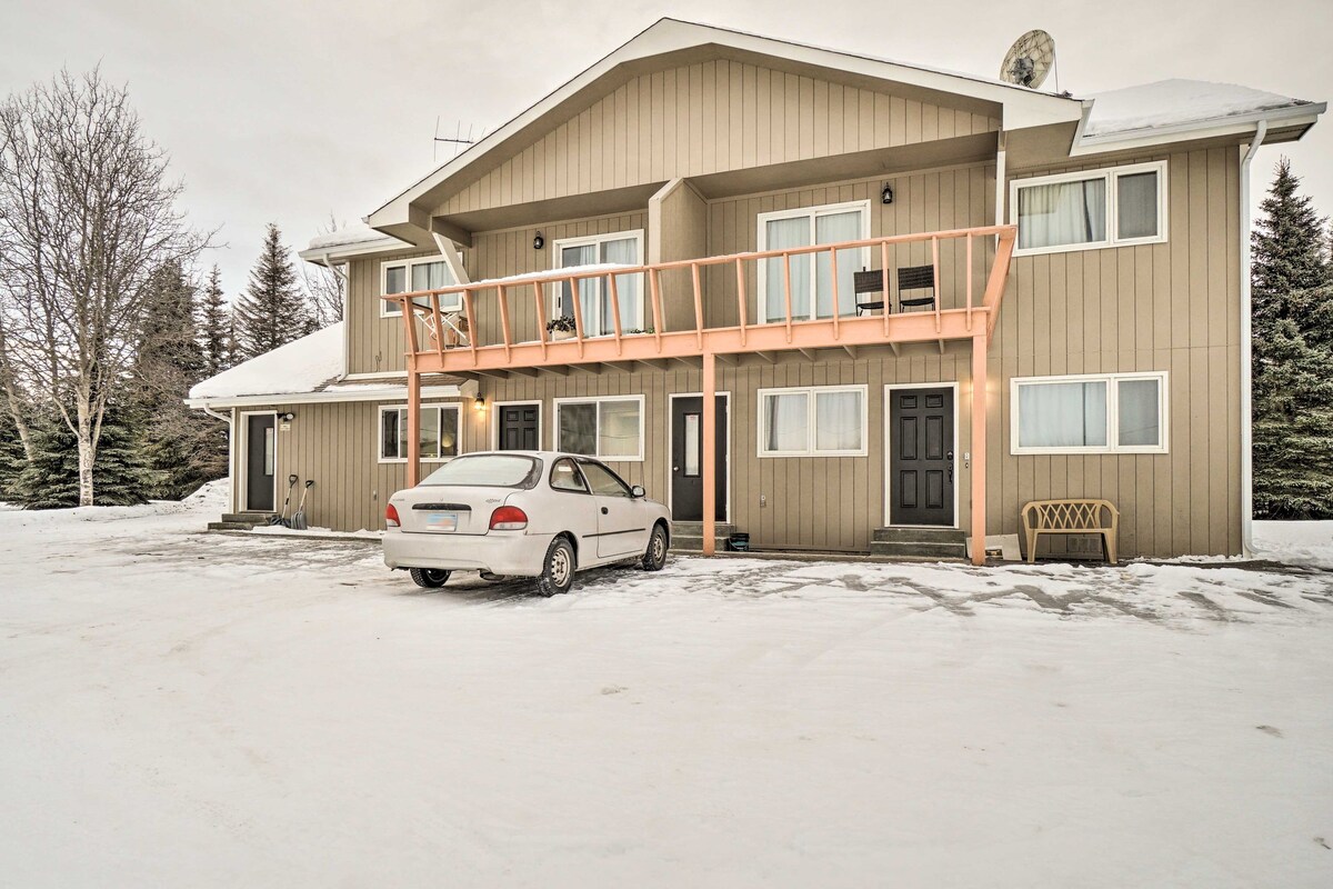 Serene Kenai Condo < 4 Mi to Kenai Beach!