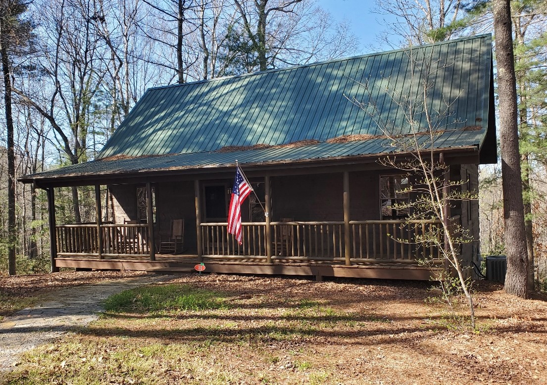 Cabin at the Reserve