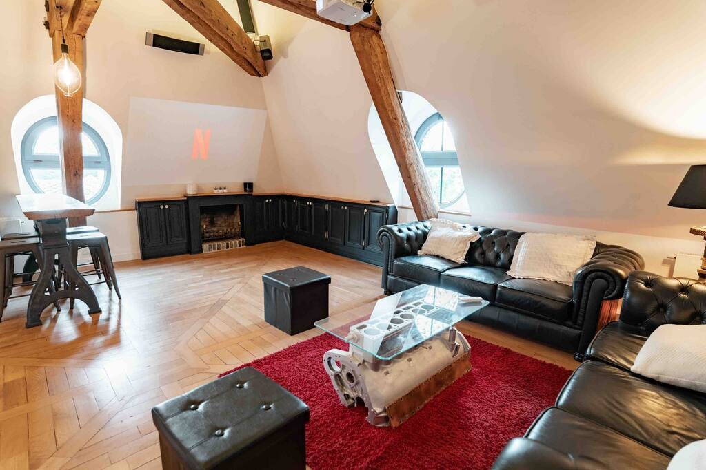 Loft dans clocher face au château