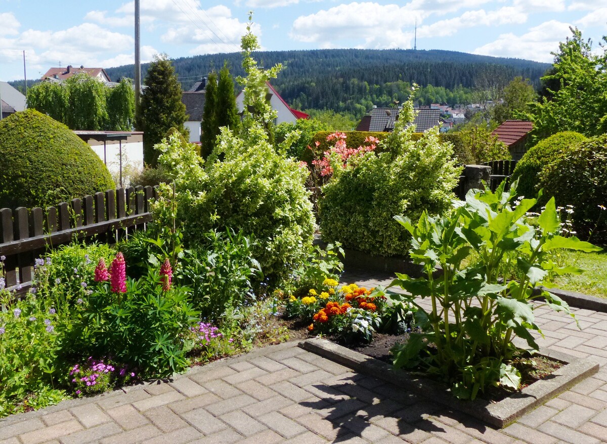 Ferienwohnung (65m²) mit Wintergarten und kostenfreiem WLAN (Ferienwohnung Heike Greiner)