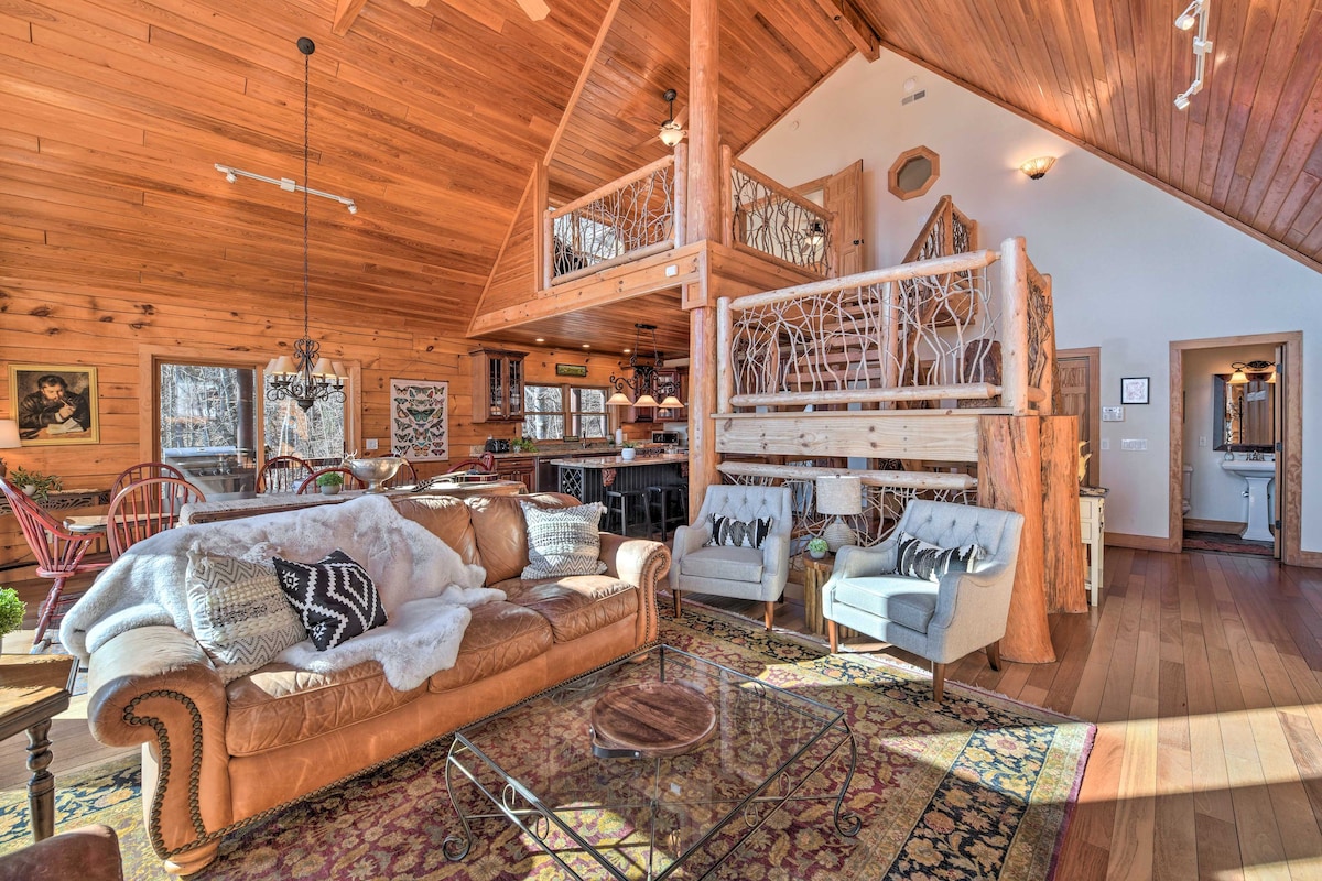 Luxe Cataloochee Cabin w/ Epic Mountain Views!