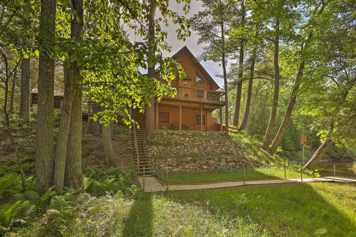 'Rainbow Lodge' at Scenic Double J River Camp