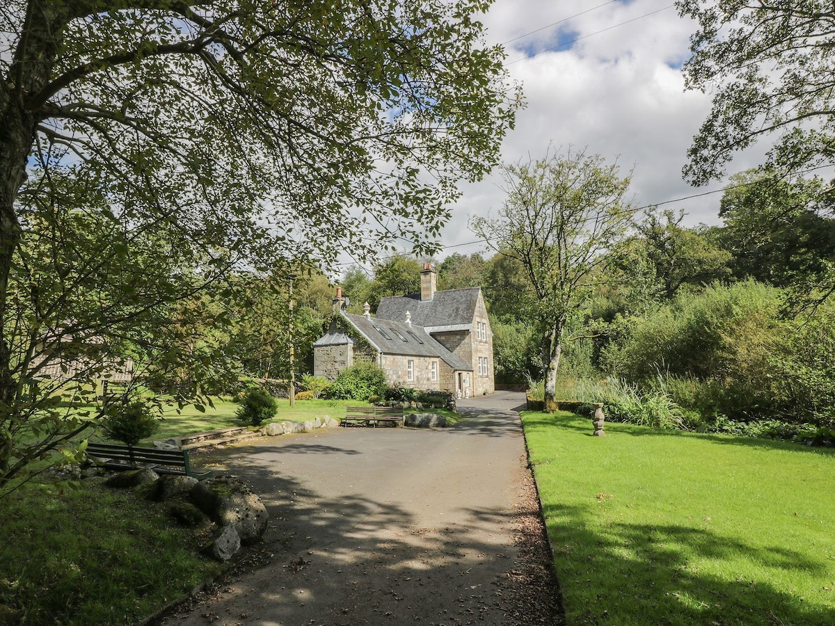 Burnside Cottage