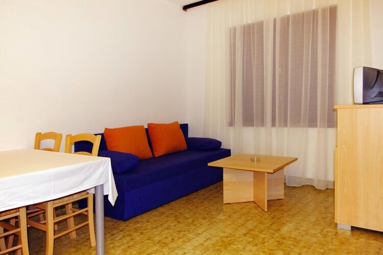 Apartments Medena in Seget Donji, Trogir