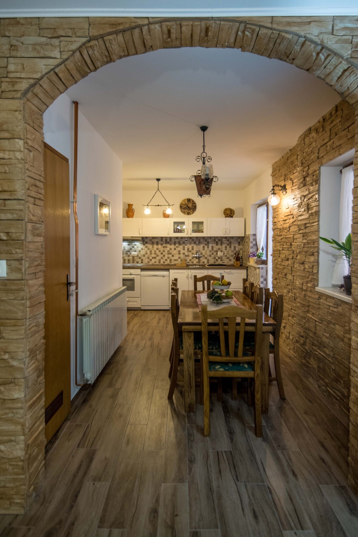 K-17937 Two bedroom house with terrace Daruvar,