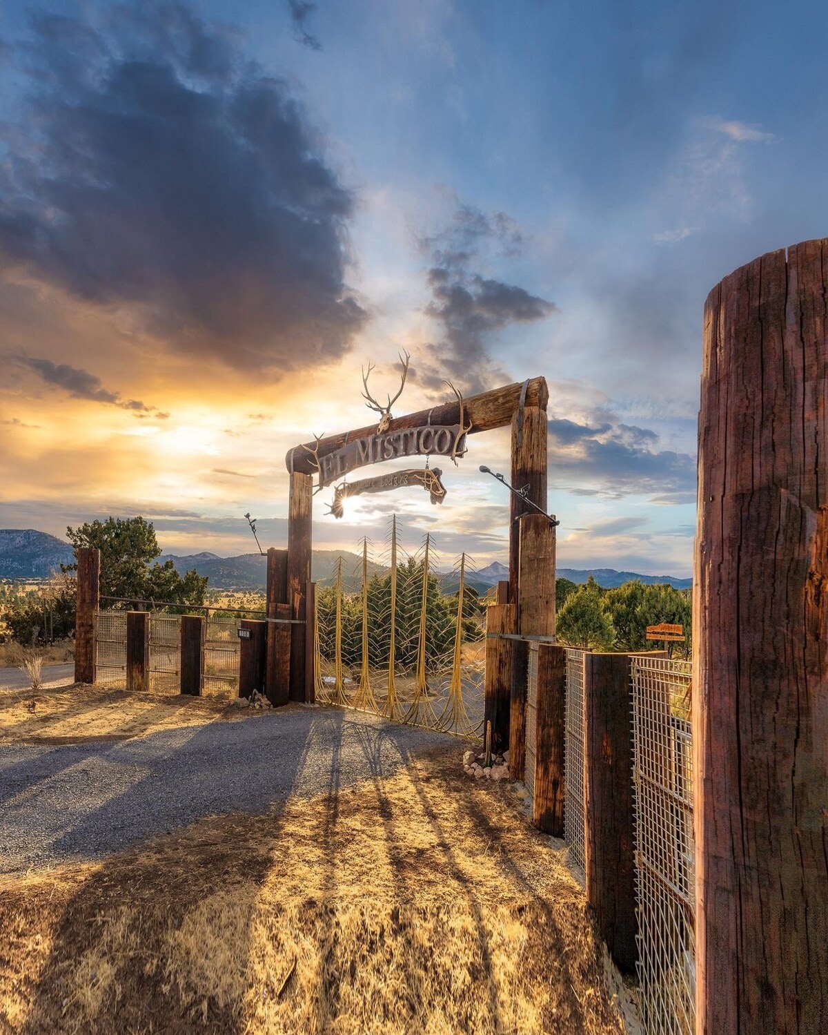 Zia Geo Dome at El Mistico Ranch, Glamping