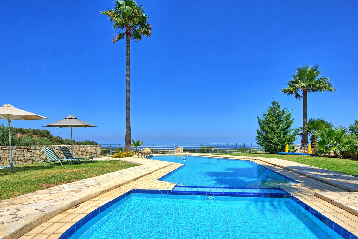 Villa Myrtia - Villa rental with private pool and