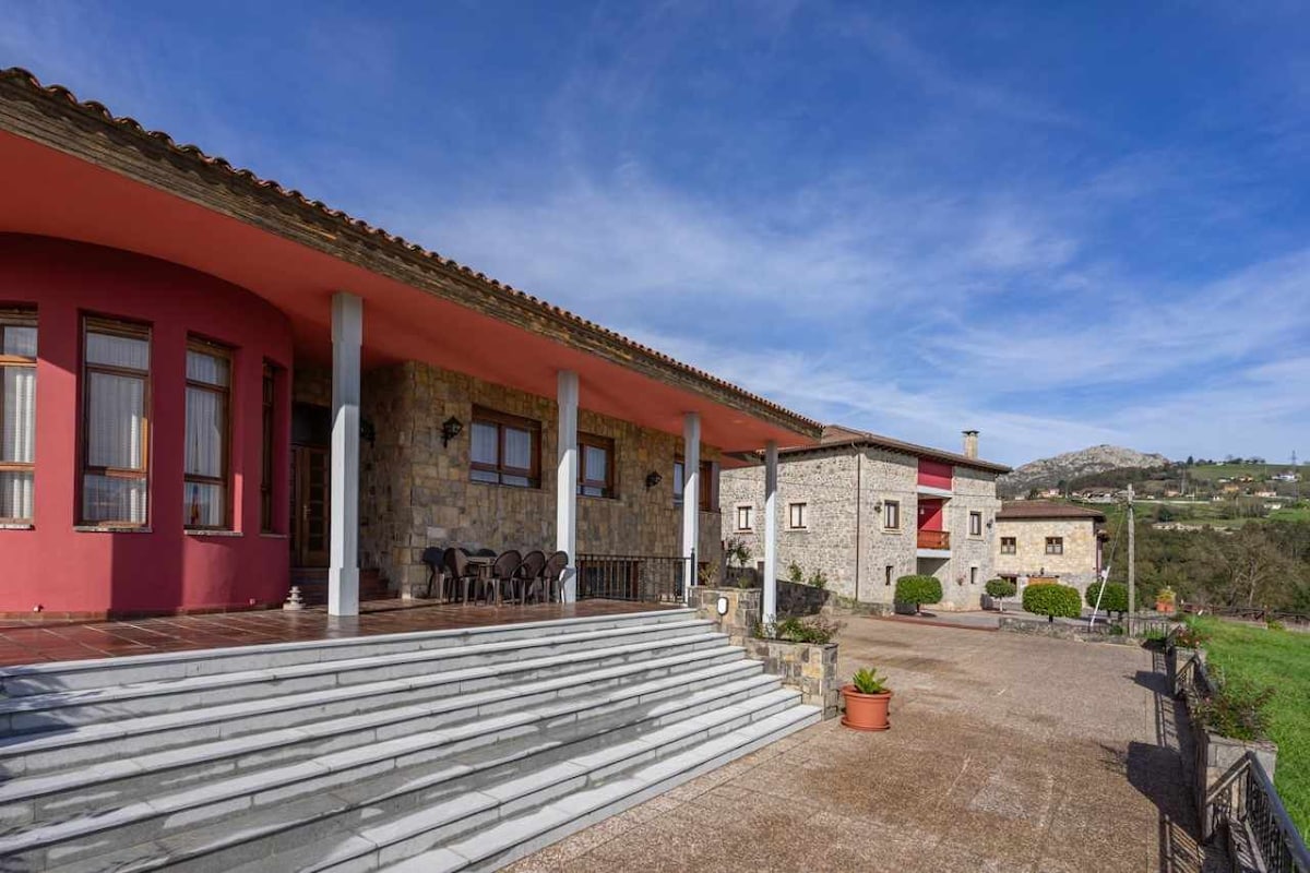 Magnífica Casa en Arriondas La Quintana de Villar