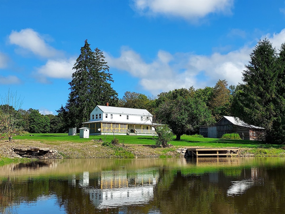 French Woods Farmhouse ： Catskills | Upper Del. Rvr