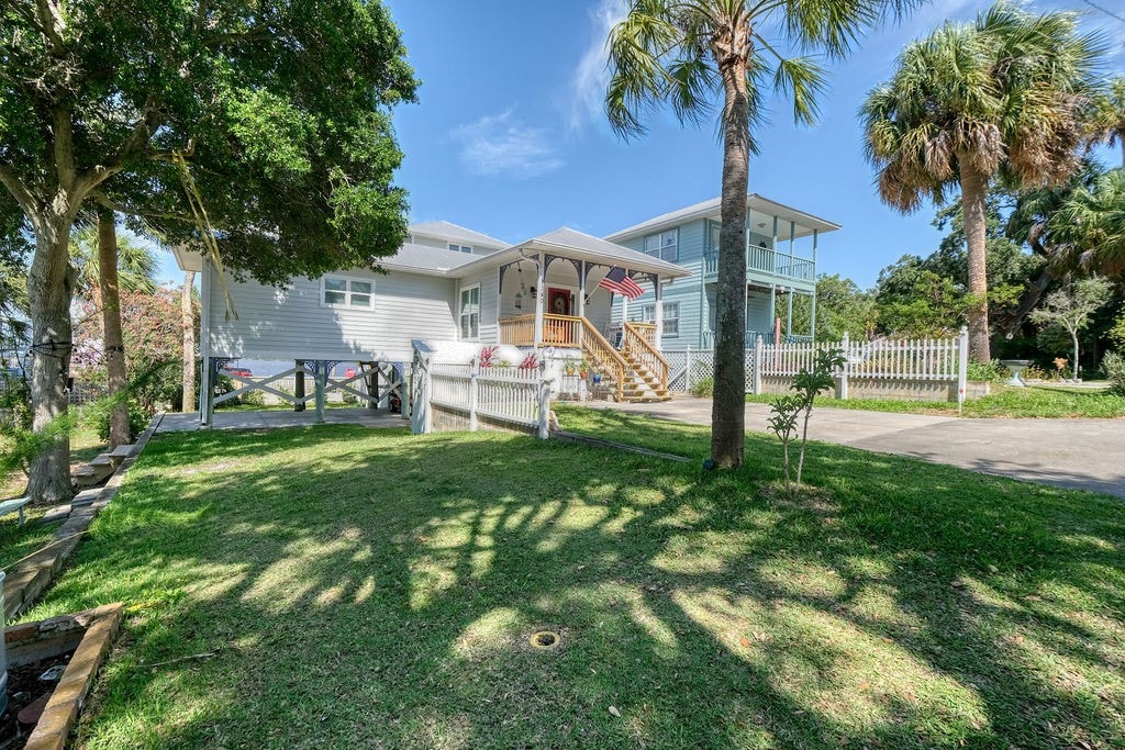 Cozy Casita- Luxury in the heart of Cedar Key!