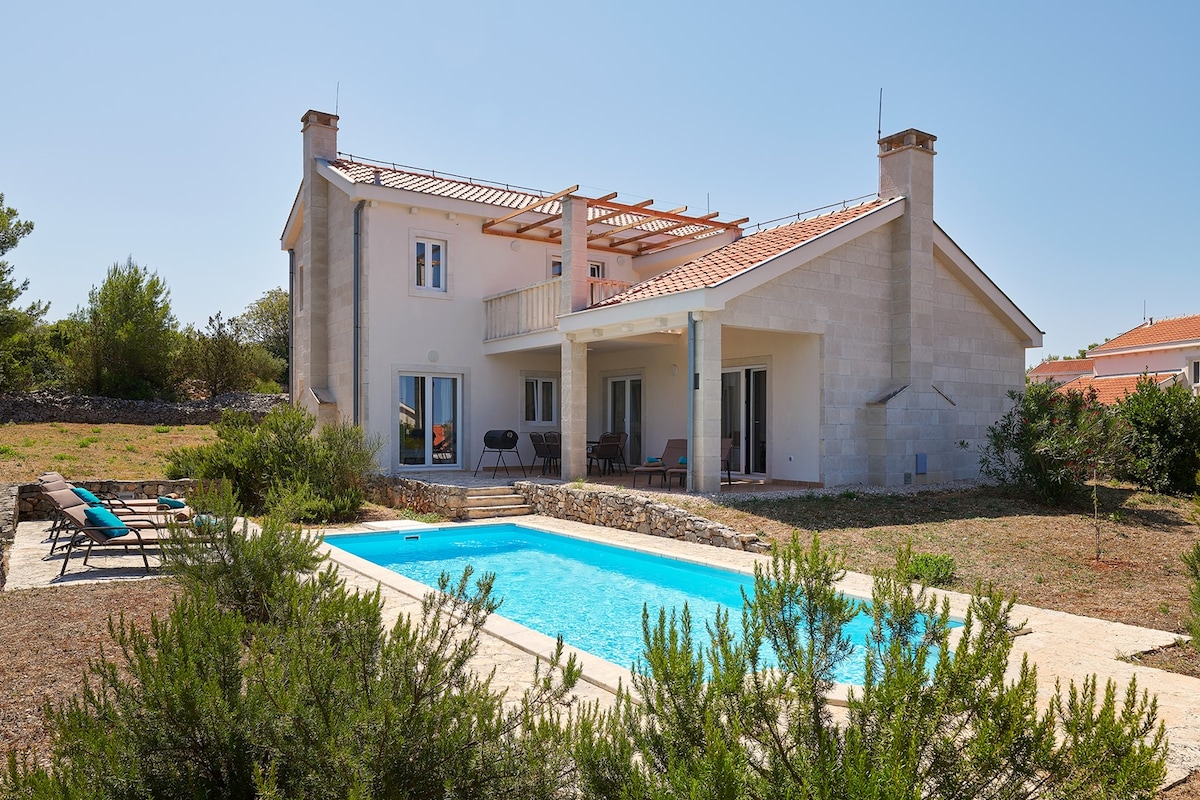 Hvaretta Villas  - Villa Stella