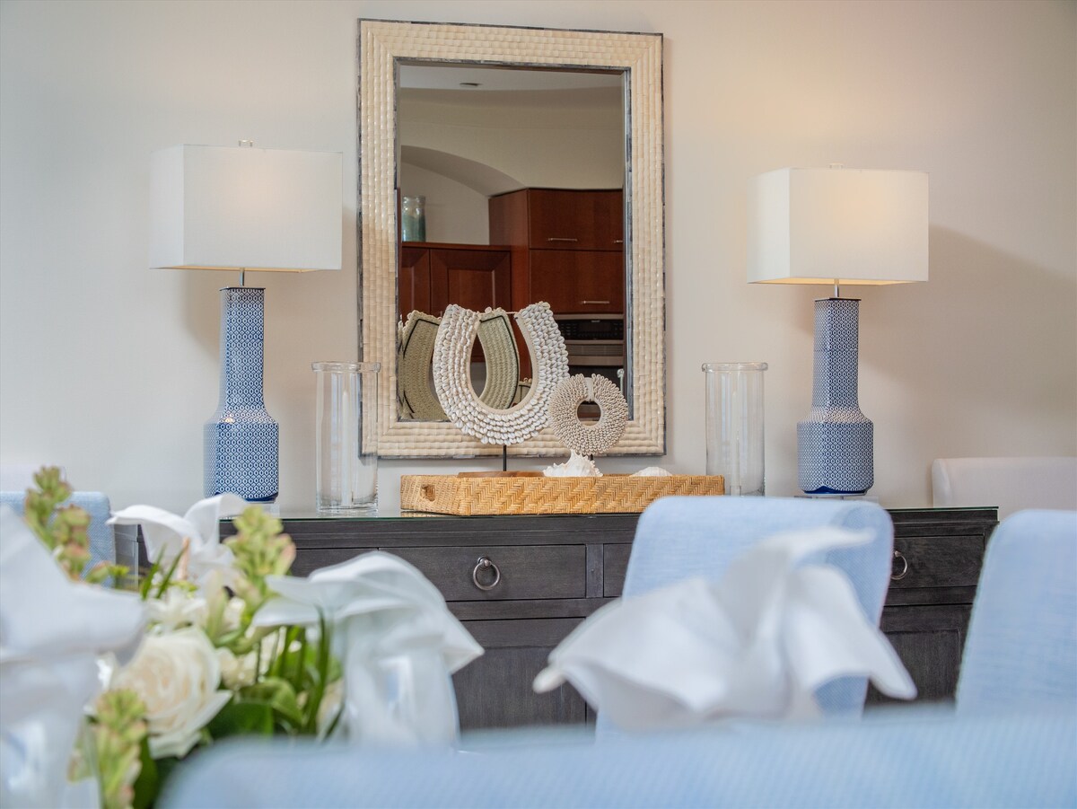 Ultra-luxe Blue Ocean Suite H401, Newly Renovated!