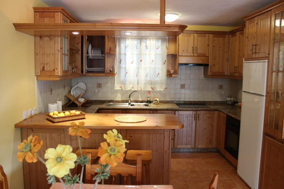Chalet 2 km away from the beach for 4 ppl.