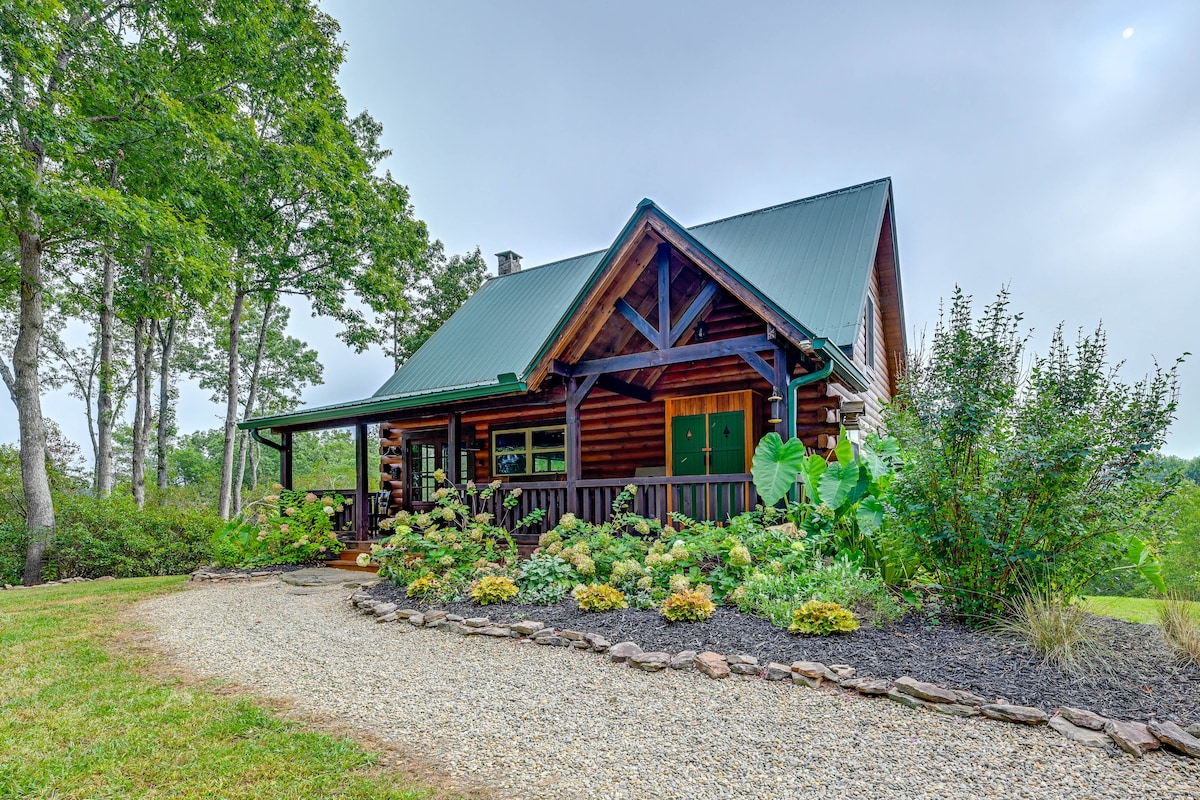 Stunning Smoky Mountain Cabin w/ Decks + Views!