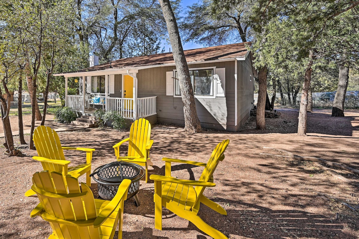Payson 'Sunshine Cottage' - Pets Welcome!