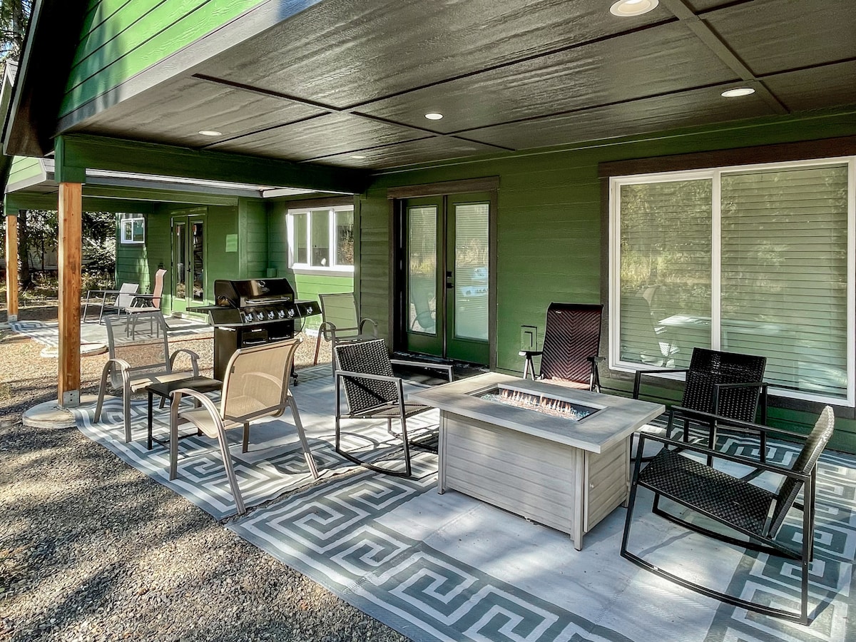 New Cabin in Donnelly, Near Boulder Beach