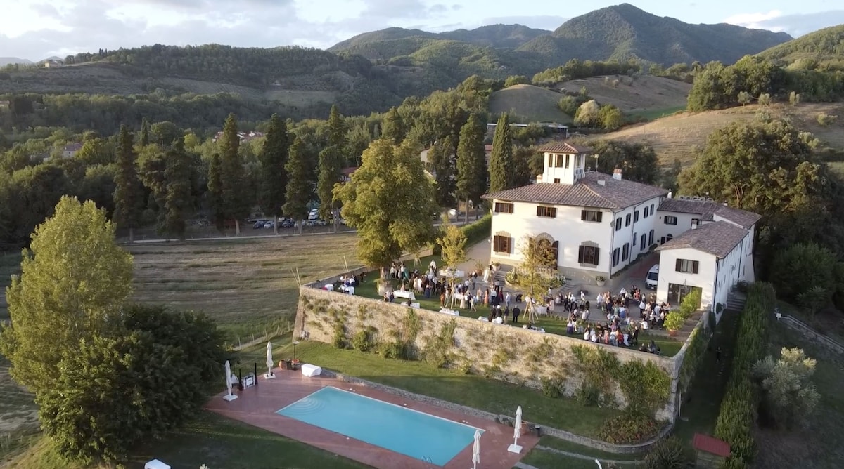 令人惊叹的Medicea Tuscan别墅，设有高达31人的泳池