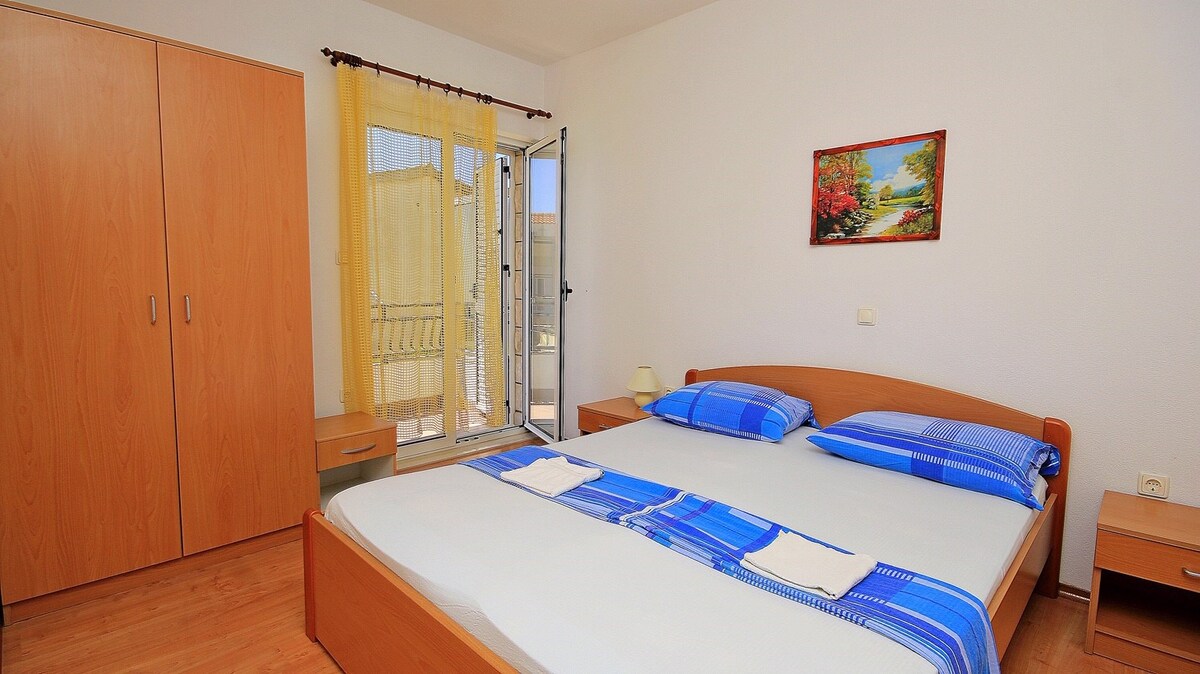 Apartments in Makarska City Center, FREE Parking