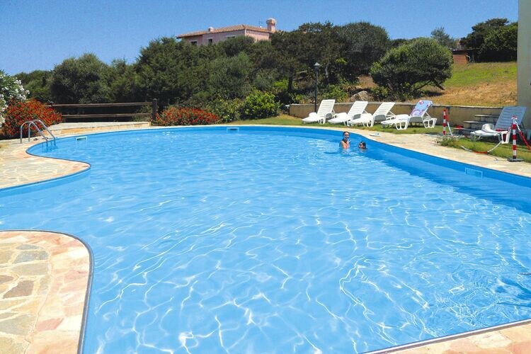 Apartment with private pool in Residence Sea Villas, Stintino
