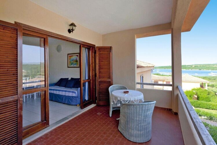 巴哈斯度假酒店（ Baia de Bahas Residence ） ，高尔夫阿兰西（ Golfo Aranci ）