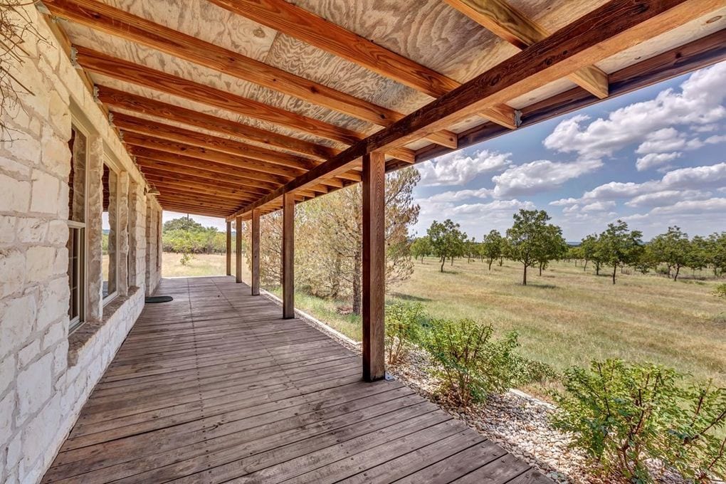 Pecan Farm Haus在Pecan Trees的排队度假胜地