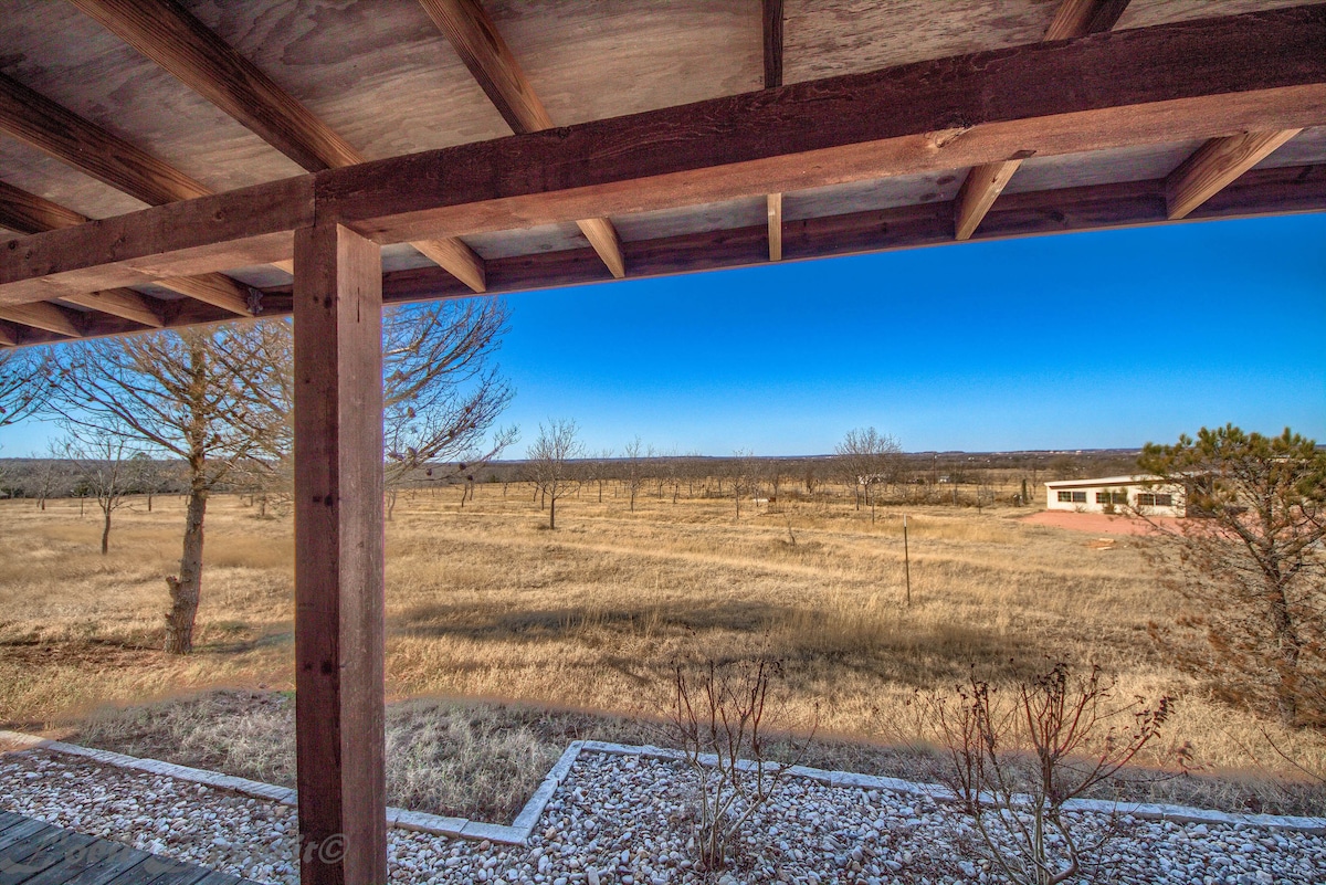 Pecan Farm Haus在Pecan Trees的排队度假胜地