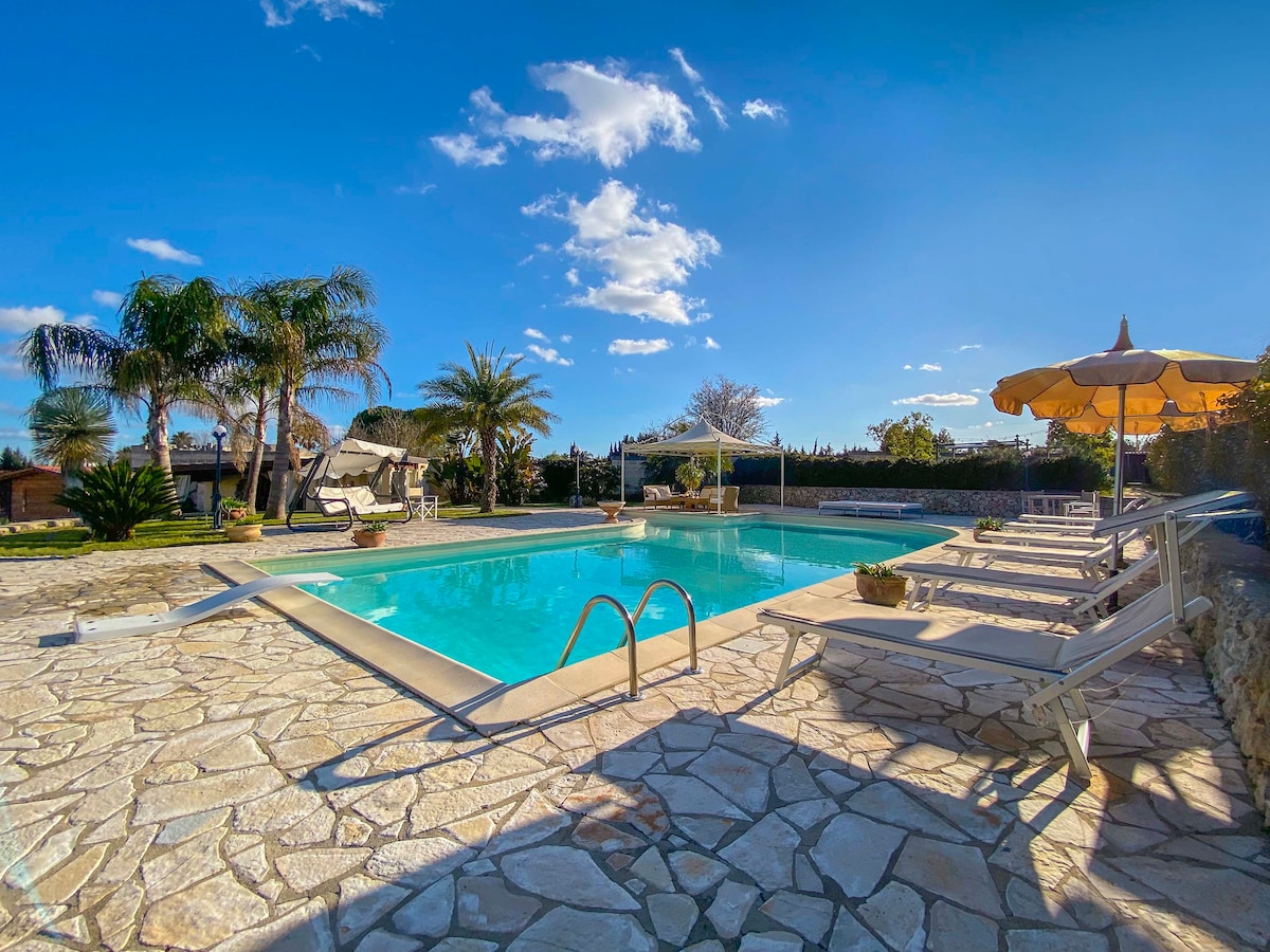 2702 Villa Nicrys by Perle di Puglia