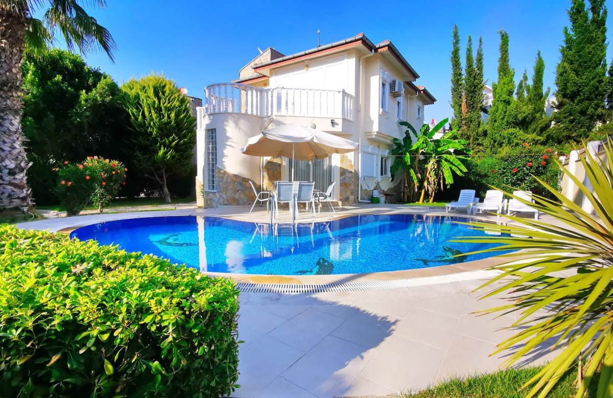 Invigorating Villa with Private Pool in Antalya