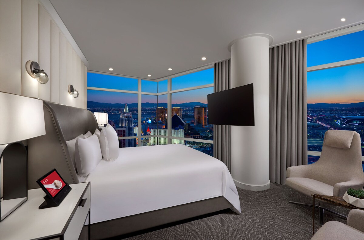ARIA Resort & Casino Las Vegas双卧室套房，配备两张床