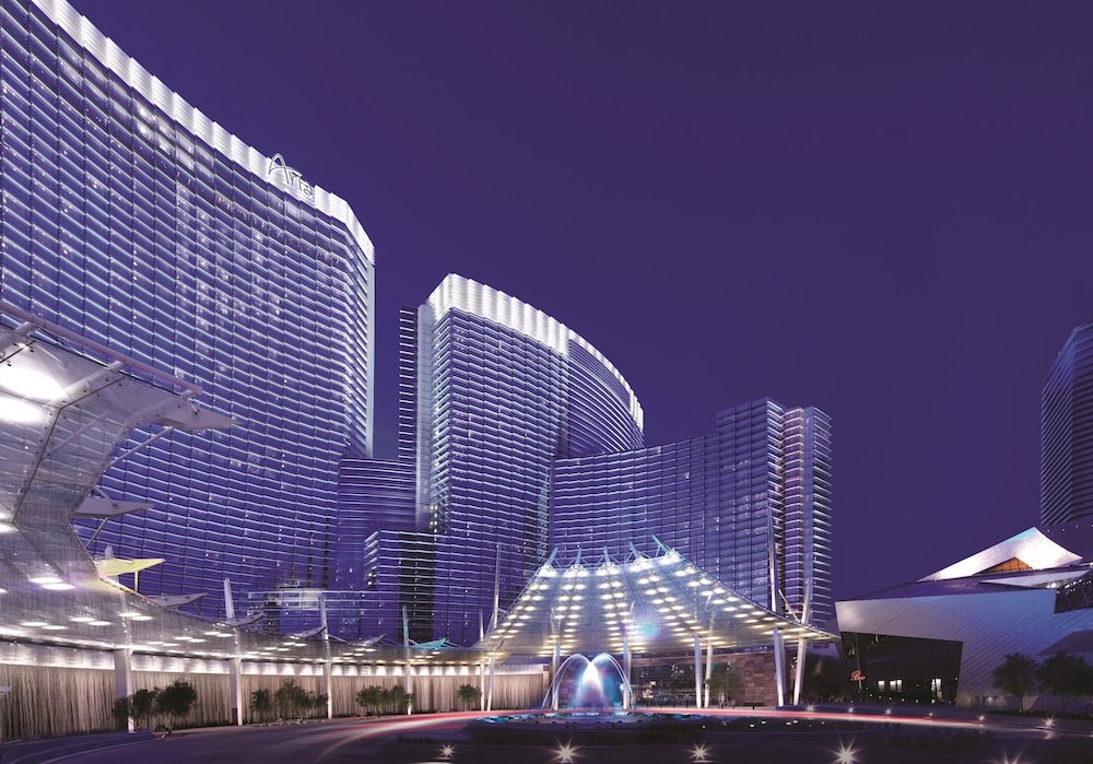 ARIA Resort & Casino Las Vegas双卧室套房，配备两张床