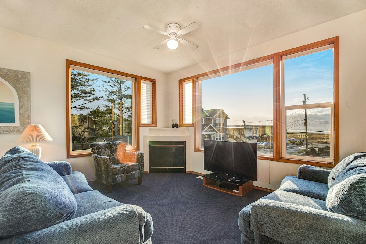 6BR Oceanview | Fireplace | Balcony