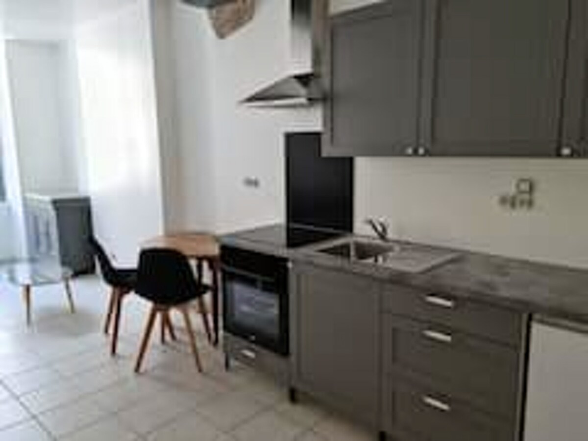 Beautiful apartement for 3 ppl. at Beaugency