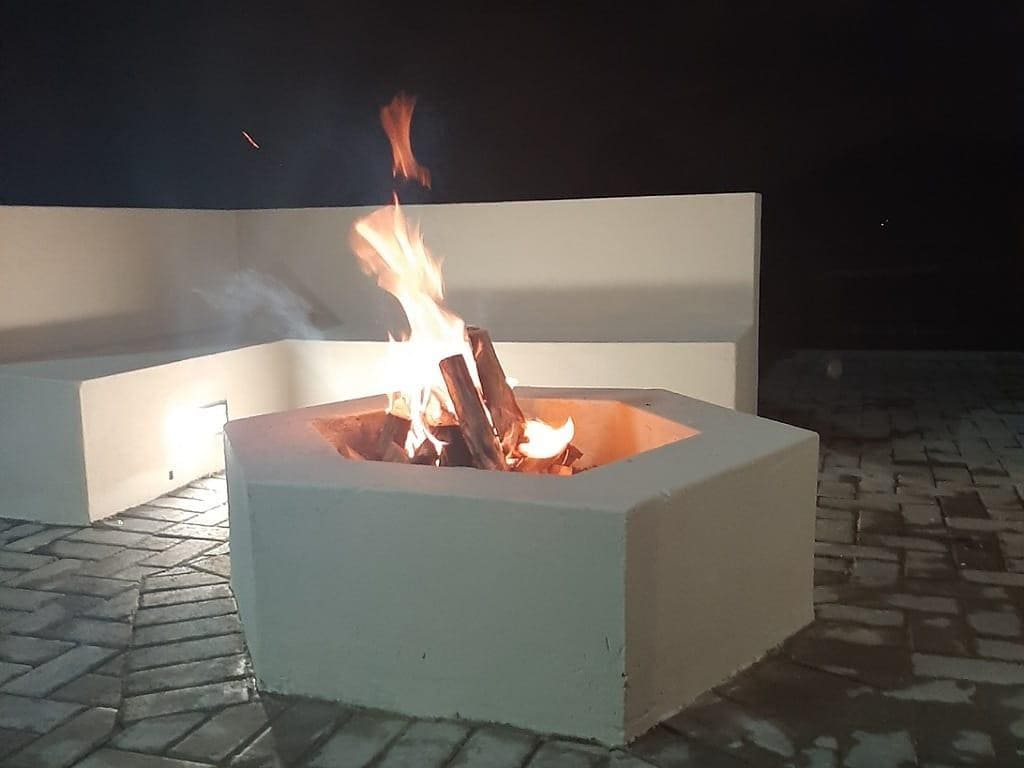 Firepit- Holiday Home