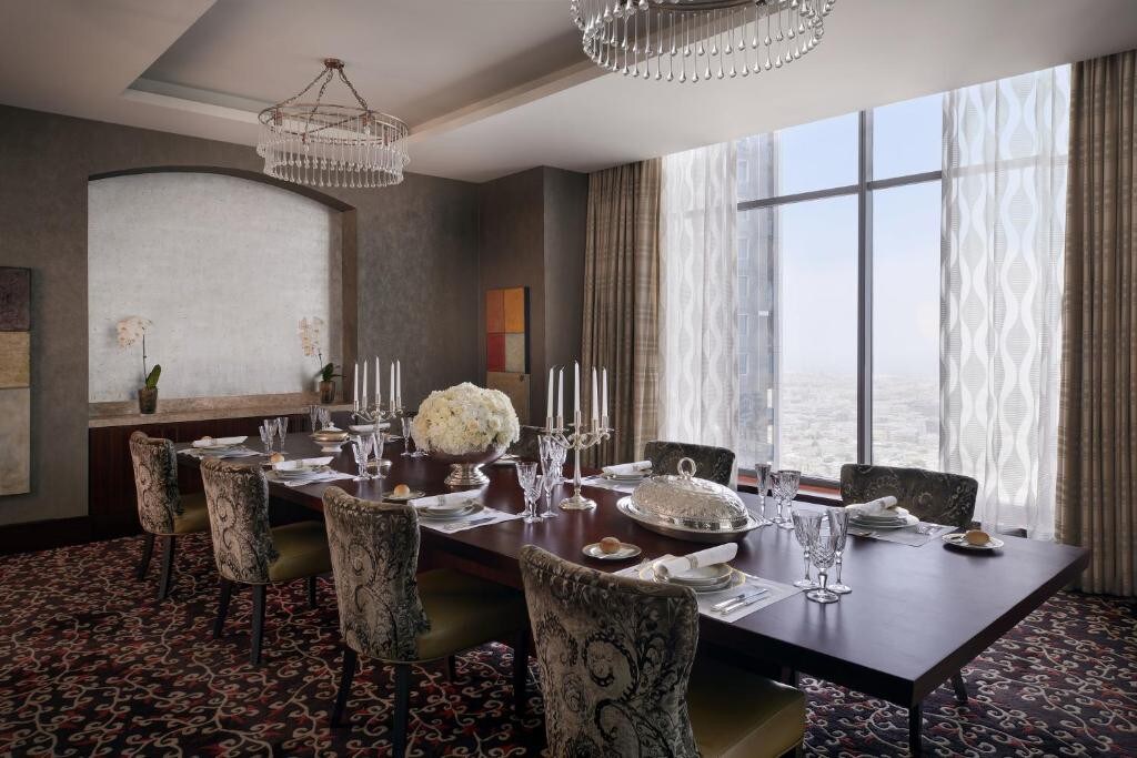 Royal Penthouse Suite nearby Duja Tower SZR.