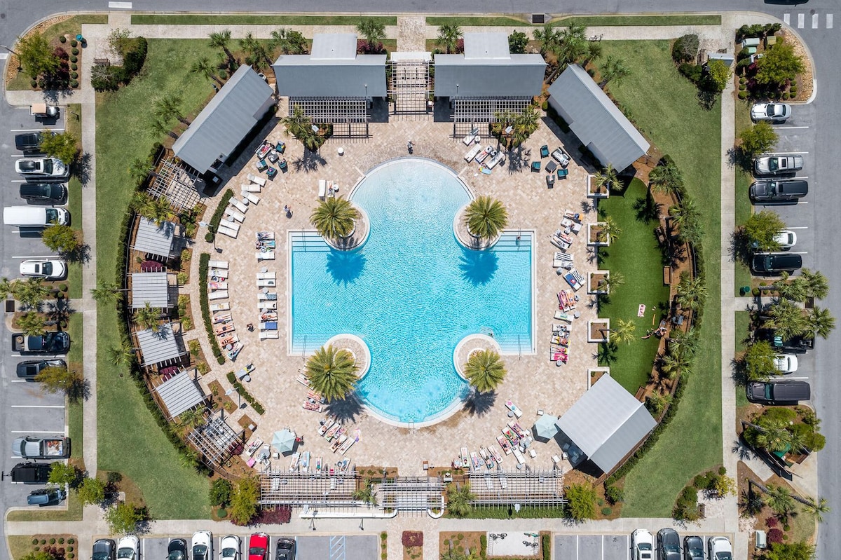 30A Top Rated! Free Golf Cart+Bikes+2 Pools+Bunks