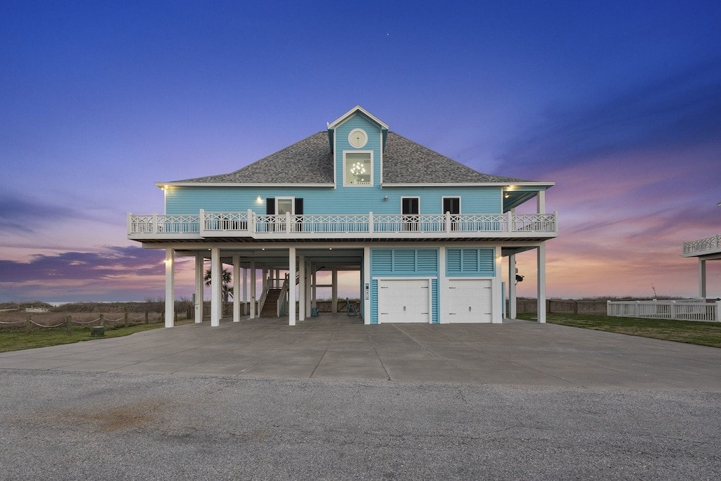 WOW! Luxury Beachfront Oasis w/ Ocean Views