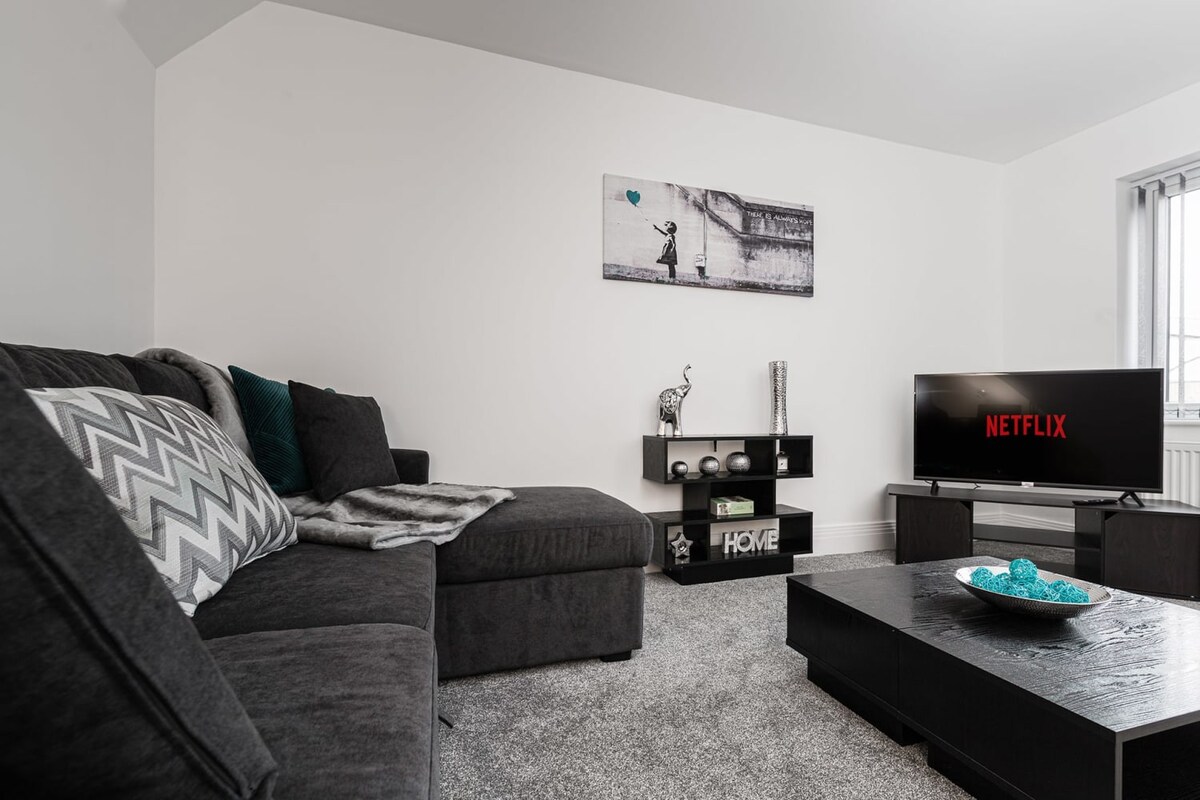 Tannery Place | 3 Bedrooms Parking Wi-Fi Garden