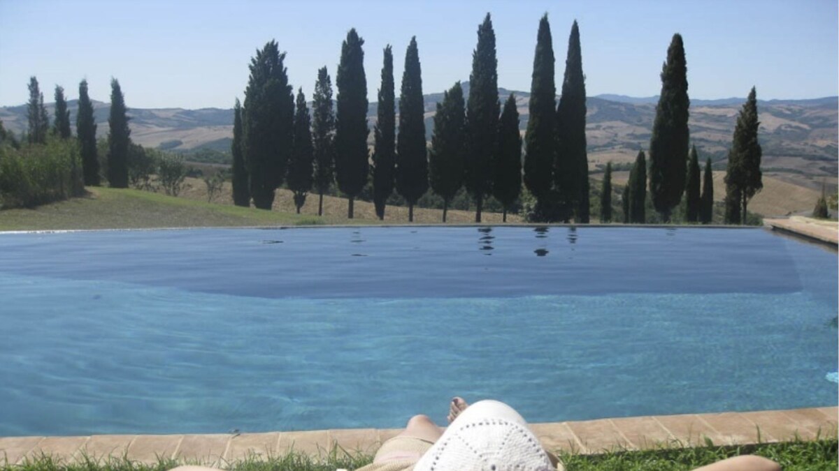 Splendid villa with view in Castiglioncello sul Tr